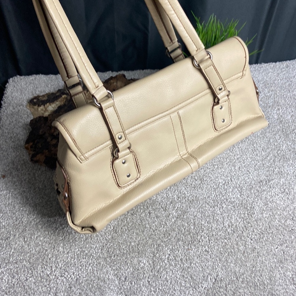 Rello Cream Leather Bag💕 - Picture 6 of 11